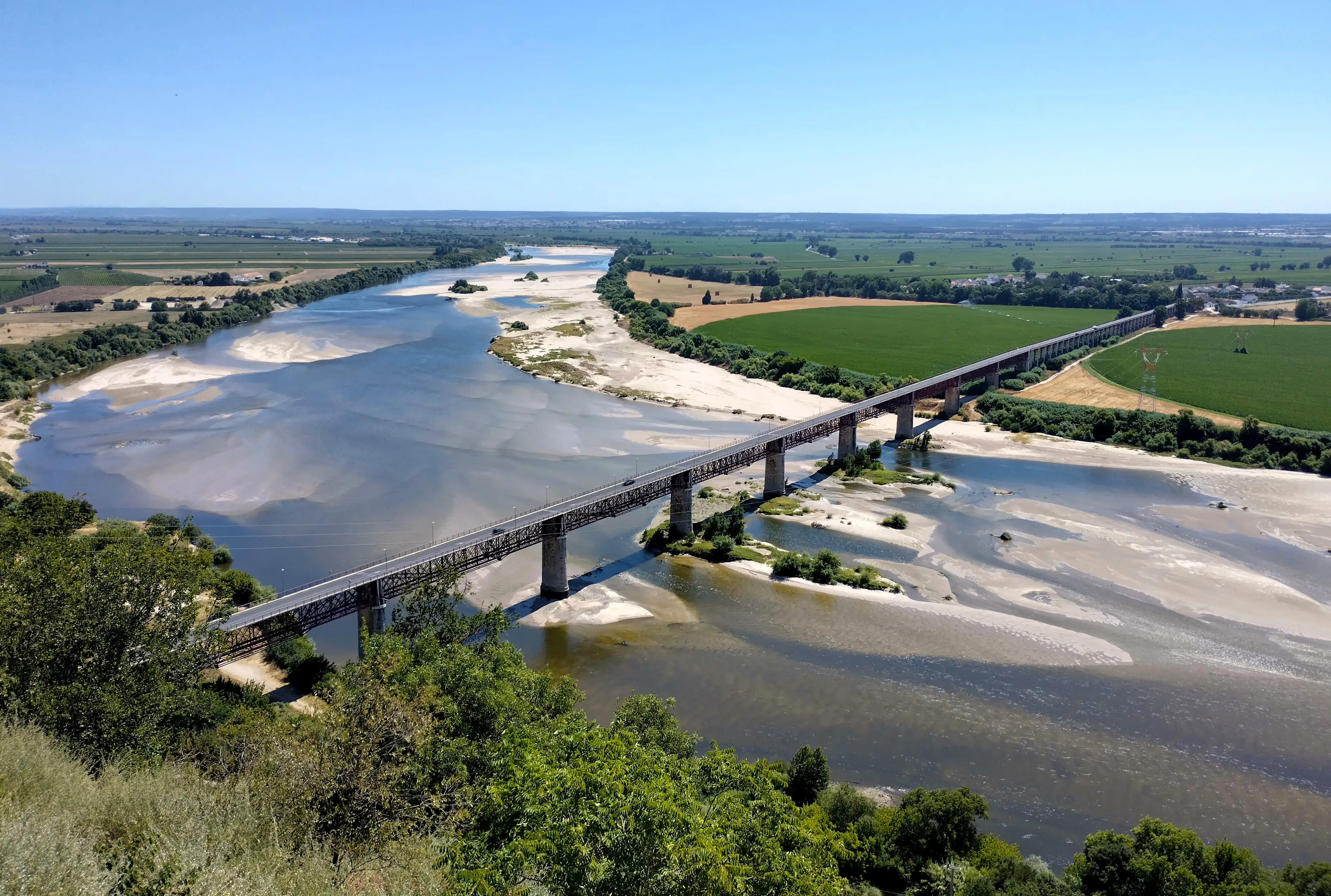 ponte-d-luis-sobre-rio-tejo